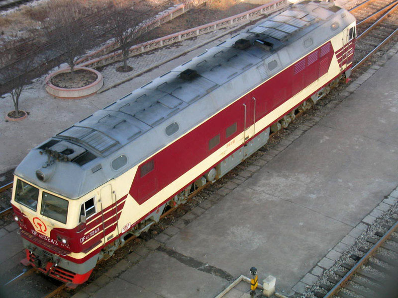 DF4D 3243.jpg